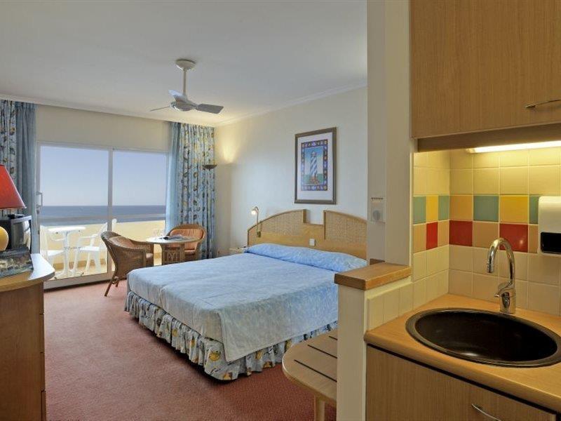 Pestana Ocean Bay Resort Funchal  Exterior foto