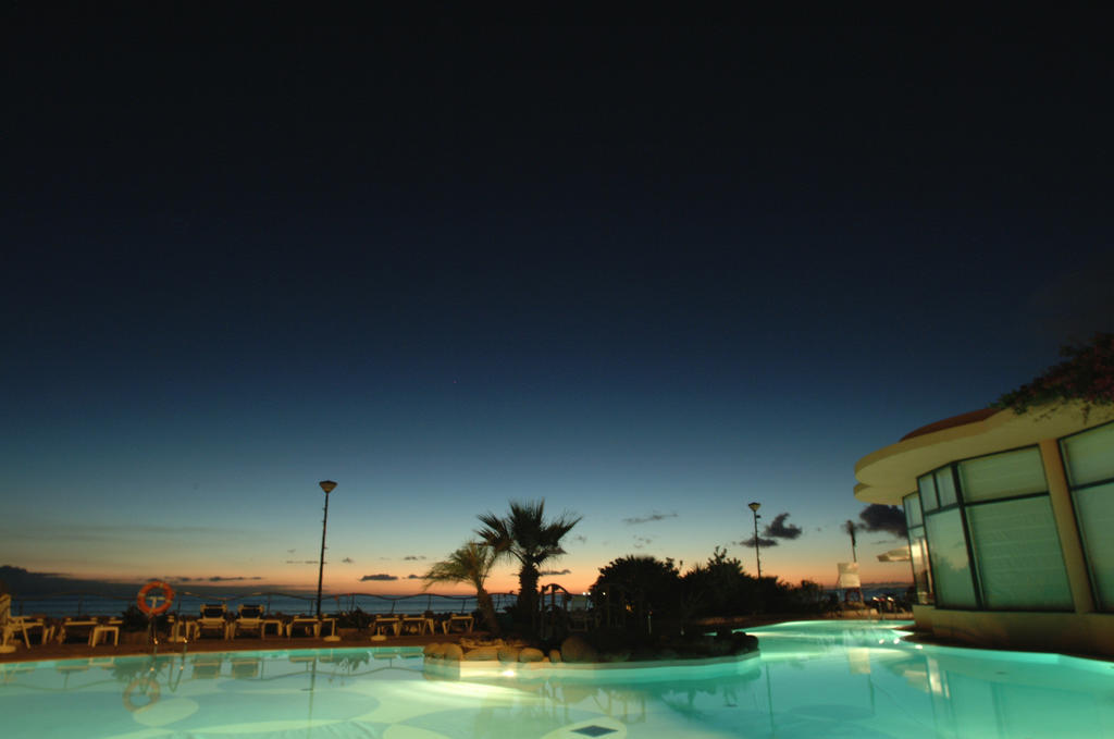 Pestana Ocean Bay Resort Funchal  Zimmer foto