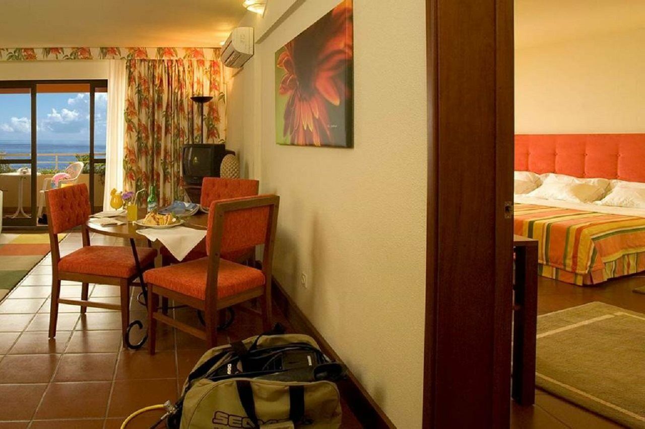 Pestana Ocean Bay Resort Funchal  Exterior foto